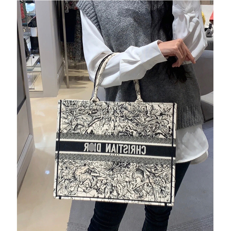 【ディオール Dior】M1286 Book Tote トートバック